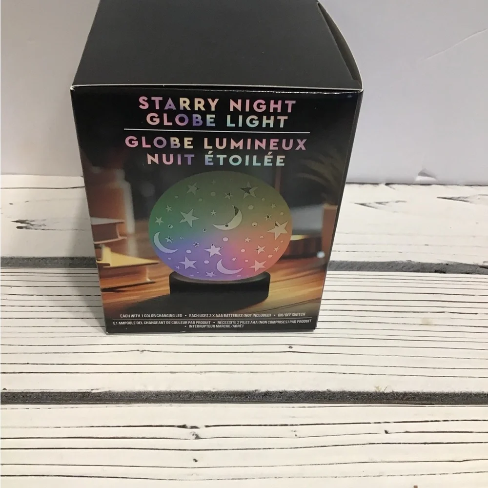 Starry Night Globe Light - Multicolor